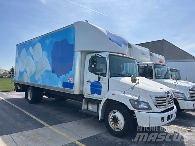 Hino 238 Camion cassonati