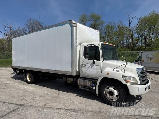 Hino 238 Camion cassonati