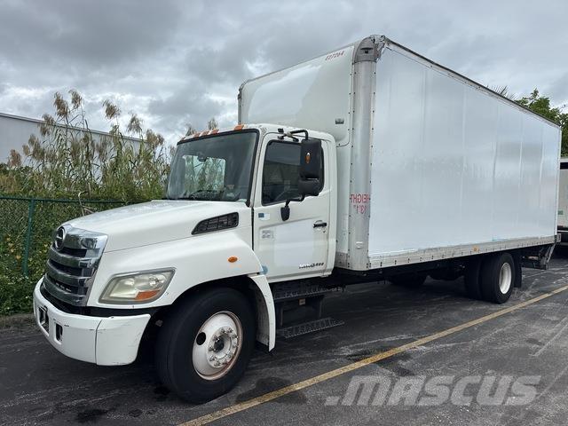 Hino 238 Camion cassonati
