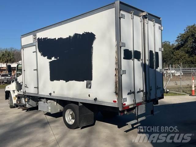 Hino 258 Camion cassonati