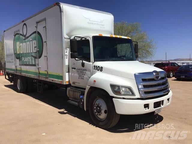 Hino 268 Camion cassonati