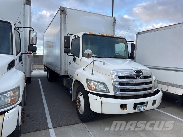 Hino 268 Camion cassonati