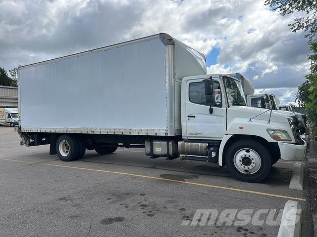 Hino 268 Camion cassonati