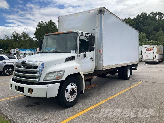 Hino 268 Camion cassonati