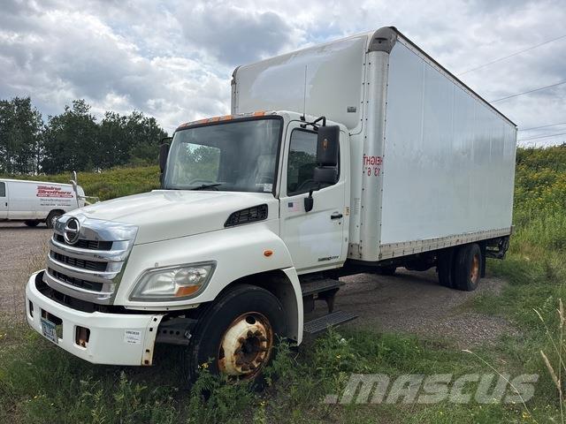 Hino 268 Camion cassonati