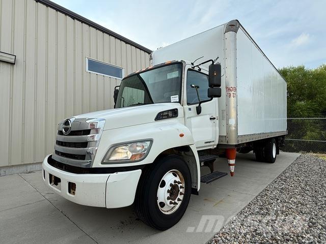 Hino 268 Camion cassonati