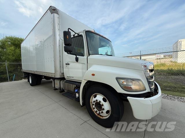 Hino 268 Camion cassonati
