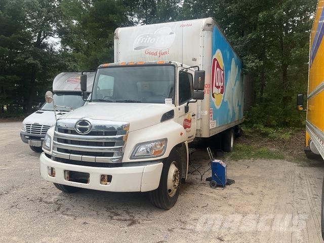 Hino 268 Camion cassonati