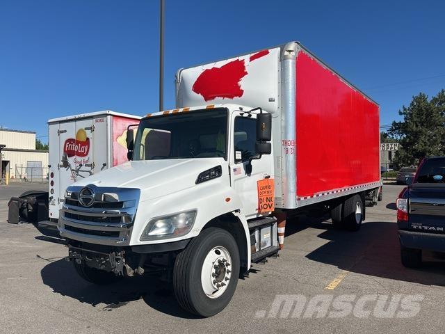Hino 268 Camion cassonati