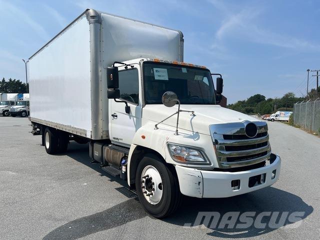 Hino 268 Camion cassonati