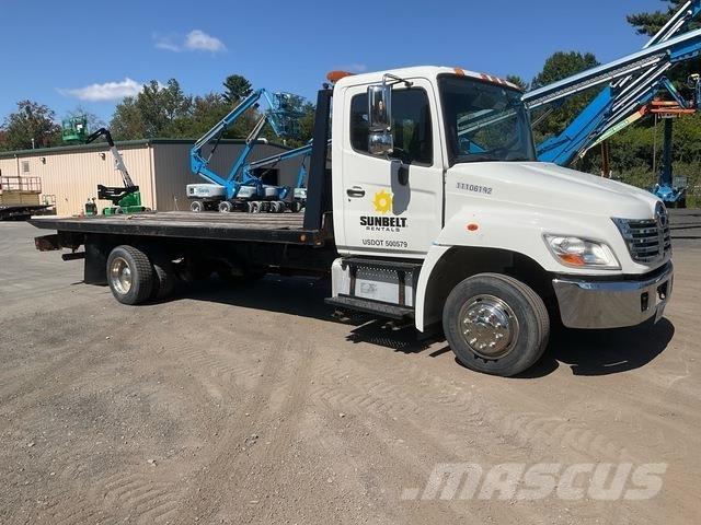 Hino 268 Carroattrezzi