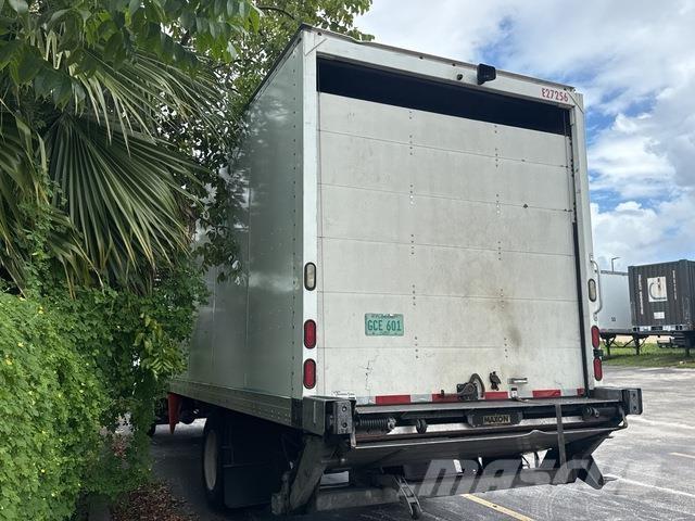 Hino 268 Camion cassonati