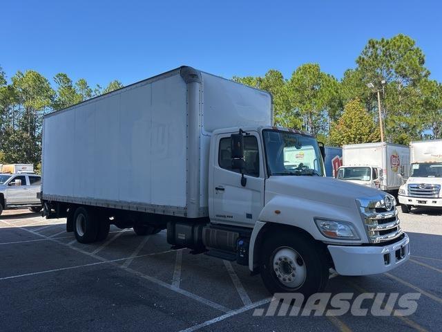Hino 268 Camion cassonati