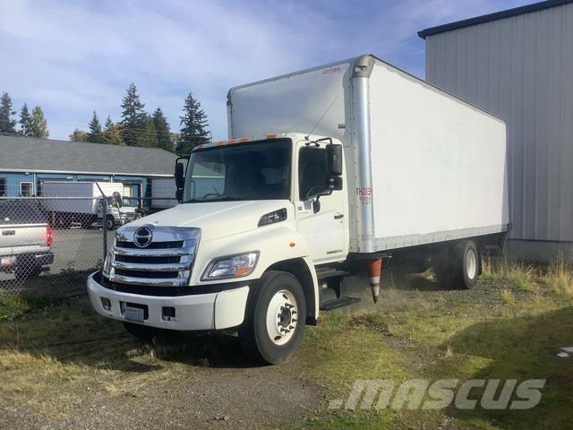 Hino 268 Camion cassonati