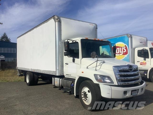 Hino 268 Camion cassonati