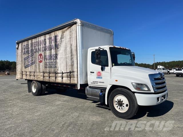 Hino 268 Motrici centinate