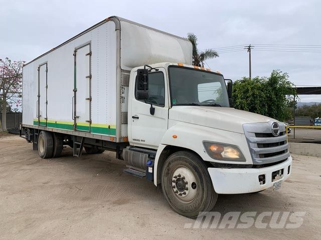 Hino 268 Camion cassonati