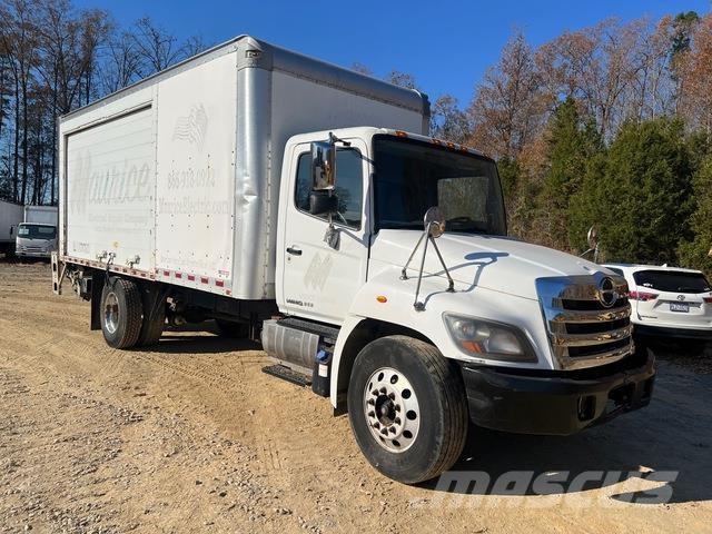 Hino 268 Camion cassonati