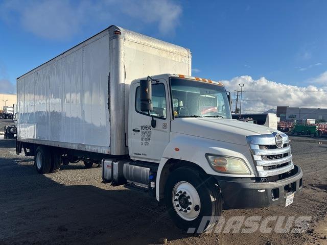 Hino 268 Camion cassonati