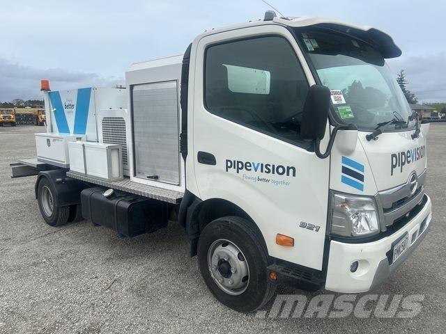 Hino 300 921 Autocisterne