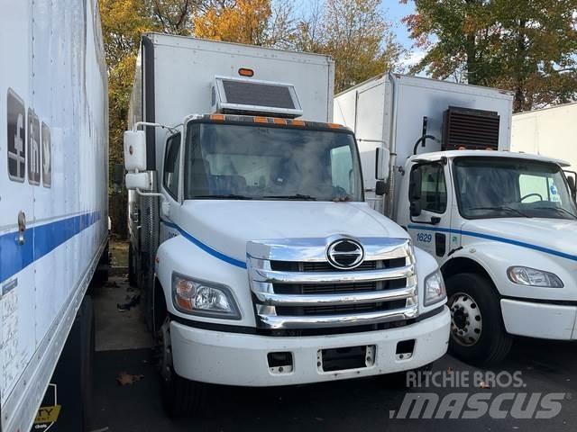 Hino 338 Camion cassonati