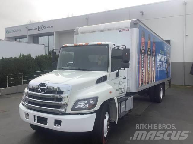Hino 338 Camion cassonati