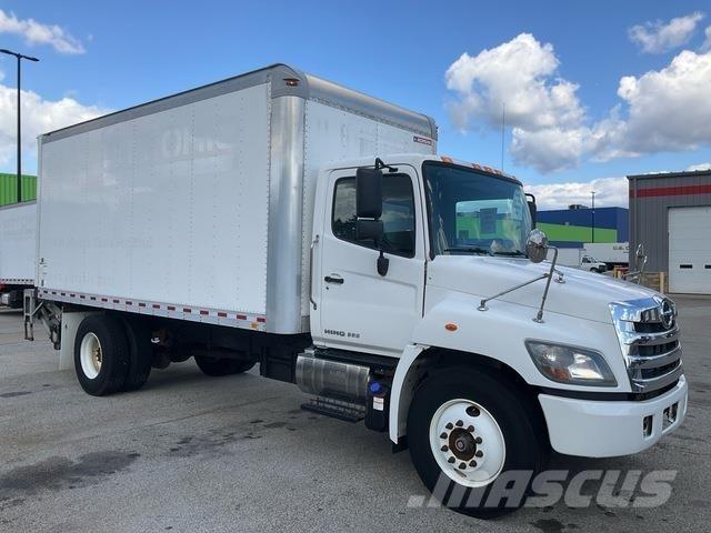 Hino 338 Camion cassonati