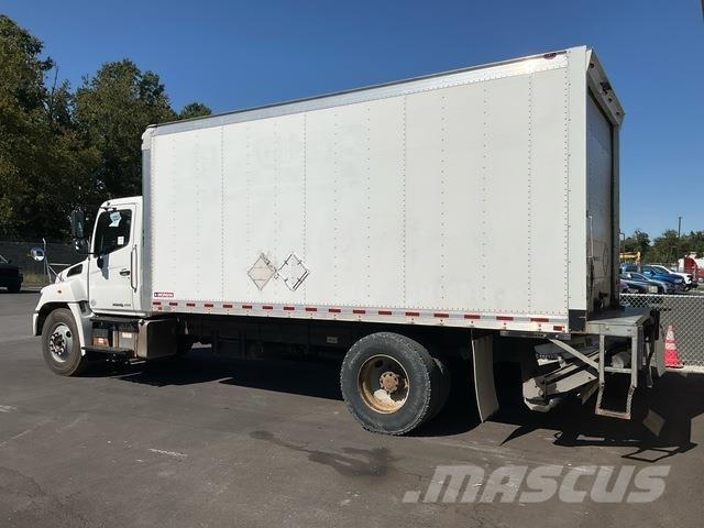 Hino 338 Camion cassonati