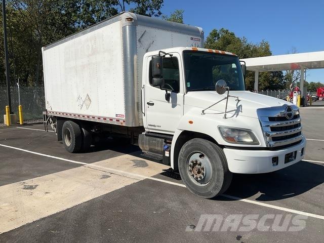 Hino 338 Camion cassonati