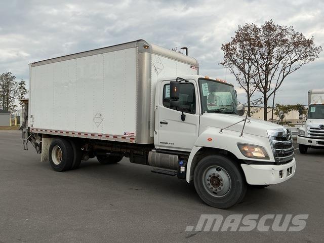 Hino 338 Camion cassonati