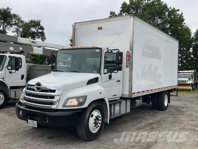 Hino 338 Camion dei rifiuti