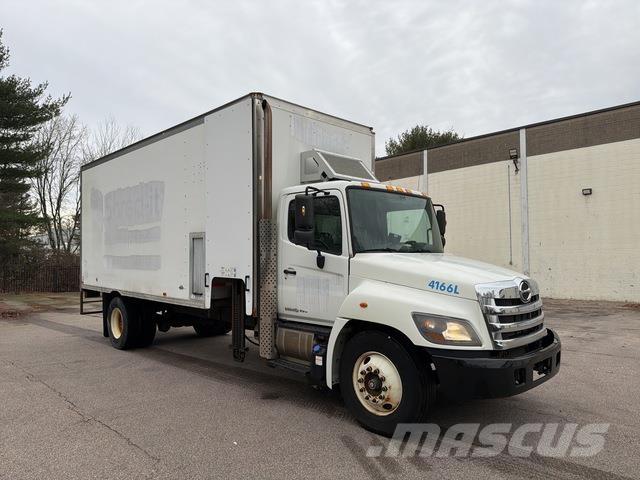 Hino 338 Camion cassonati