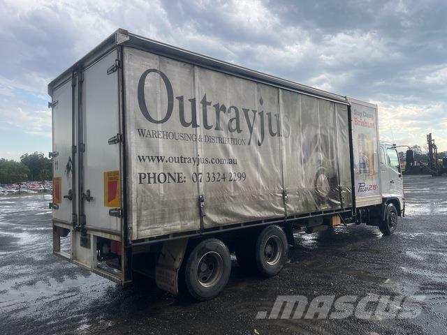 Hino FD1J Motrici centinate