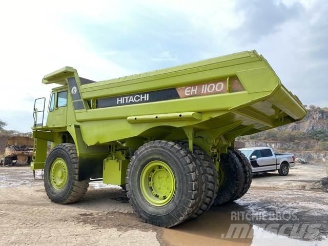 Hitachi EH1100 Dumpers articolati