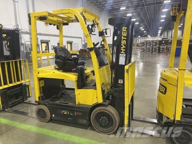 Hyster E50XN Carrelli elevatori elettrici