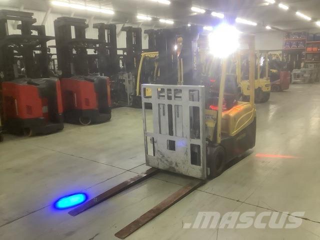 Hyster J40XNT Carrelli elevatori elettrici
