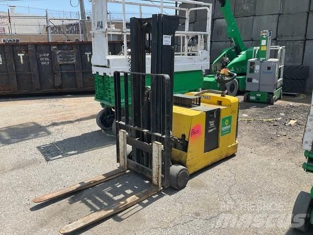 Hyster W30ZC Carelli stoccatori  automatici-usati