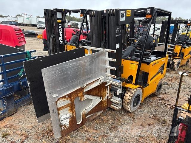 Hyundai 25B-9U Carrelli elevatori elettrici