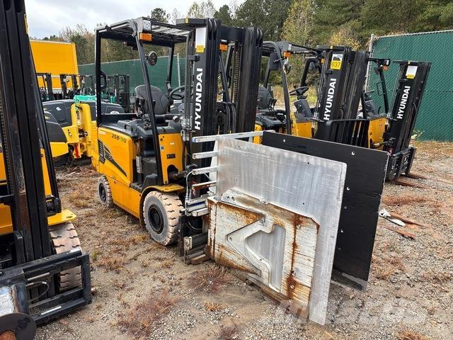 Hyundai 25B-9U Carrelli elevatori elettrici