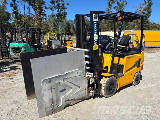 Hyundai 25B-9U Carrelli elevatori elettrici