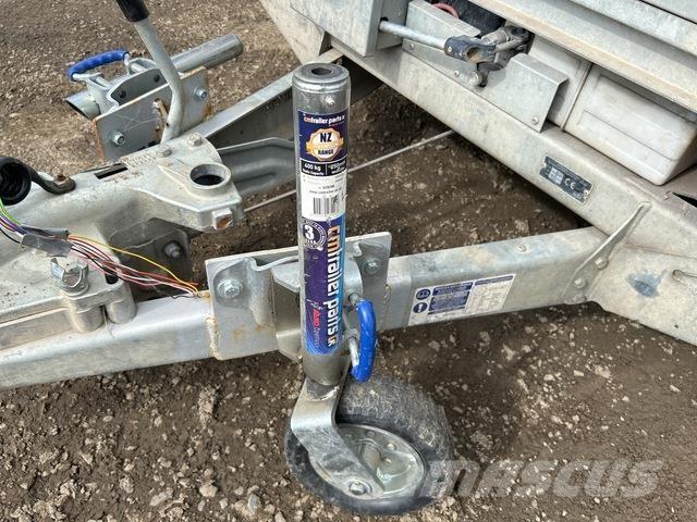 Ifor Williams  Rimorchio per il trasporto di veicoli