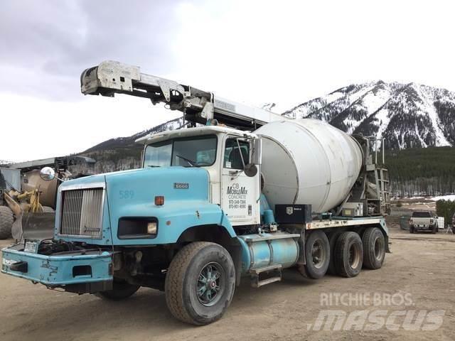 International  Camion altro