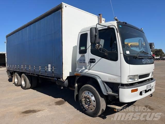 Isuzu FVR 950 Motrici centinate