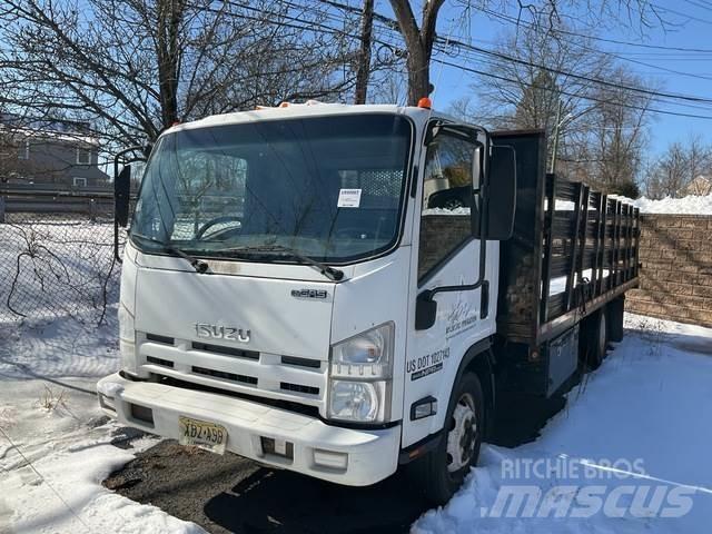Isuzu NPR Camion con sponde ribaltabili
