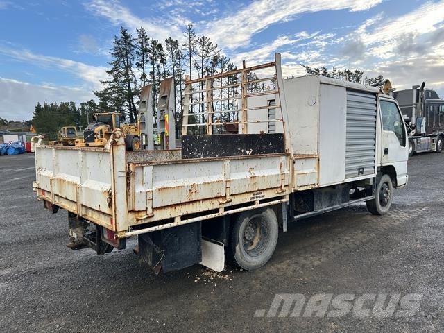 Isuzu NPR 350 Camion con sponde ribaltabili