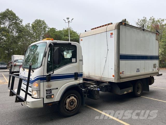 Isuzu NQR Camion cassonati