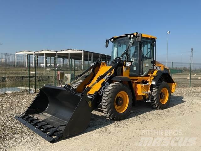 JCB 411 S5 HT Pale gommate