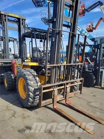 JCB 930-4 Elevatore per esterni