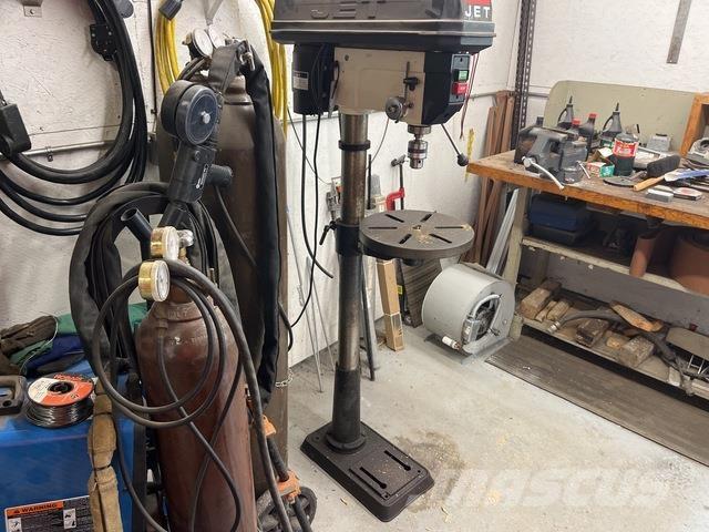 Jet JDP-17FSE Costruzioni - Altro