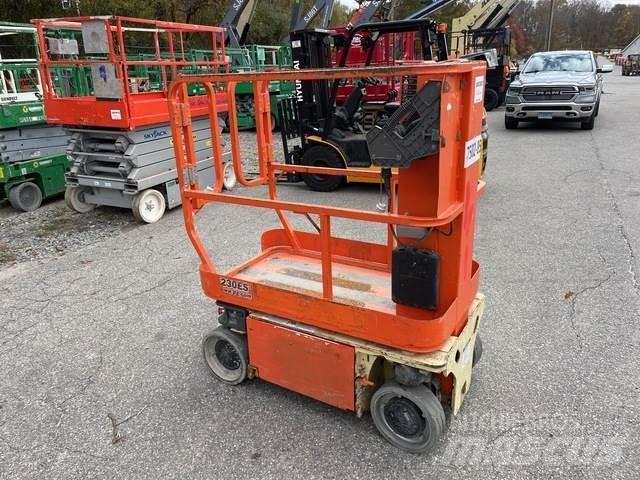 JLG 1230ES Sollevatori verticali